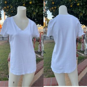 Kirkland Signature Women’s Fitted Short Sleeve Tee LARGE